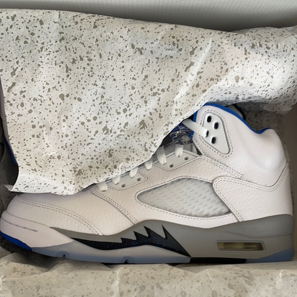 Jordan Retro 5 ‘Stealth’
